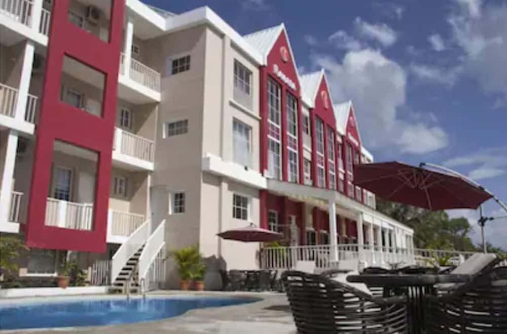 Ramada Tikal Isla De Flores Hotel Exterior foto